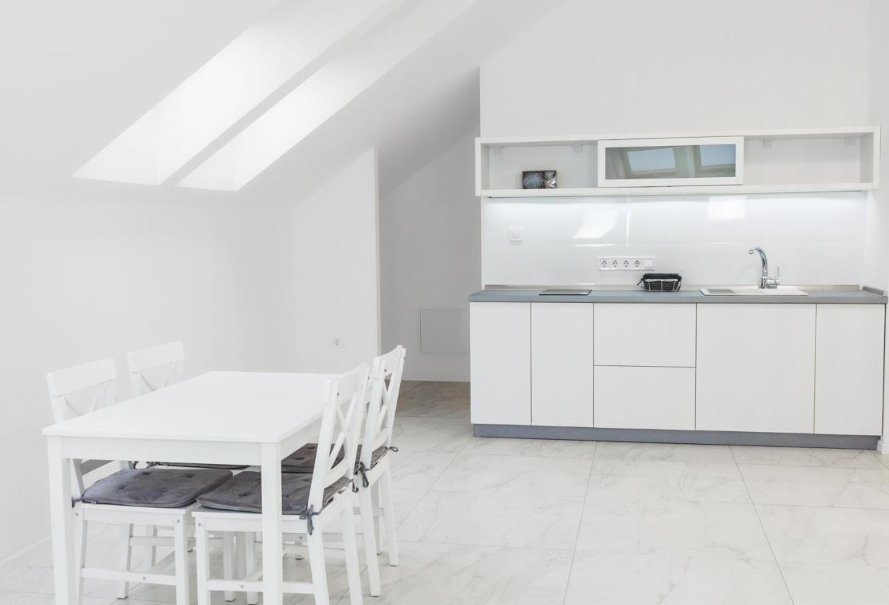 Corso Lux Apartman Gyula Extérieur photo