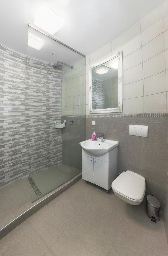 Corso Lux Apartman Gyula Extérieur photo